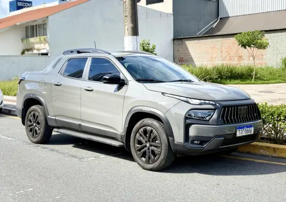 FIAT TORO 1.3 TURBO 270 FLEX ULTRA AT6 FIAT TORO 1.3 TURBO 270 FLEX ULTRA AT6