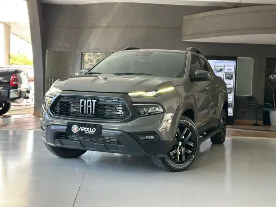 FIAT TORO 2.0 16V TURBO DIESEL ULTRA 4WD AT9 FIAT TORO 2.0 16V TURBO DIESEL ULTRA 4WD AT9