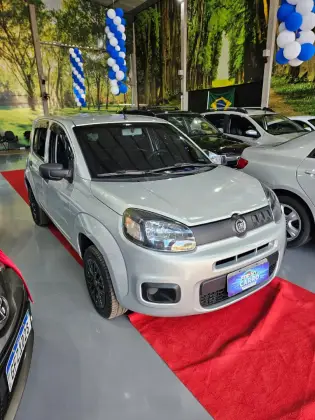 FIAT UNO 1.0 EVO ATTRACTIVE 8V FLEX 4P MANUAL FIAT UNO 1.0 EVO ATTRACTIVE 8V FLEX 4P MANUAL