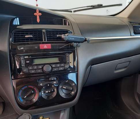 FIAT-LINEA-1.8 ESSENCE 16V FLEX 4P MANUAL FIAT-LINEA-2013