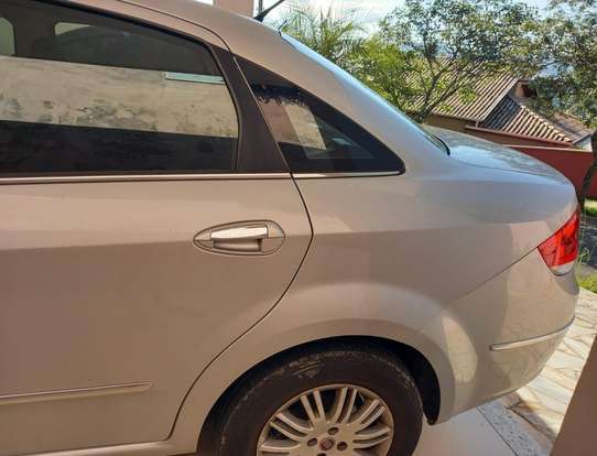 FIAT-LINEA-2013