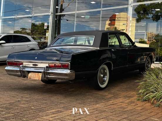 FORD-GALAXIE-1976