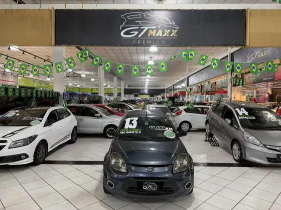 FORD KA 1.0 MPI 8V FLEX 2P MANUAL FORD KA 1.0 MPI 8V FLEX 2P MANUAL