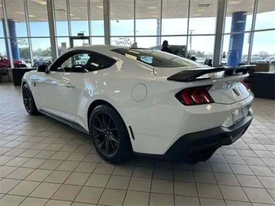 FORD MUSTANG 5.0 V8 GASOLINA DARK HORSE SELECTSHIFT FORD MUSTANG 5.0 V8 GASOLINA DARK HORSE SELECTSHIFT