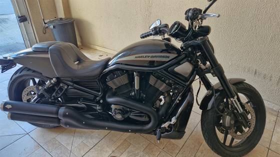 HARLEY-DAVIDSON NIGHT ROD SPECIAL 