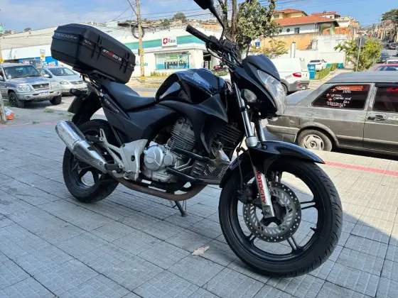 HONDA CB 300R 