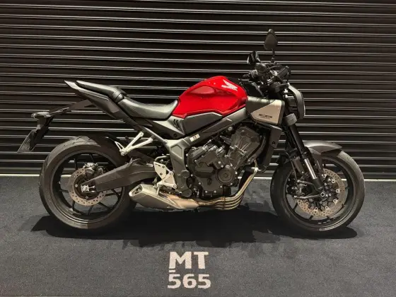 HONDA CB 650R E-CLUTCH HONDA CB 650R E-CLUTCH