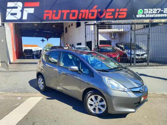 HONDA FIT 1.4 LX 16V FLEX 4P AUTOMÁTICO HONDA FIT 1.4 LX 16V FLEX 4P AUTOMÁTICO