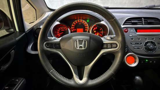 HONDA-FIT-2013