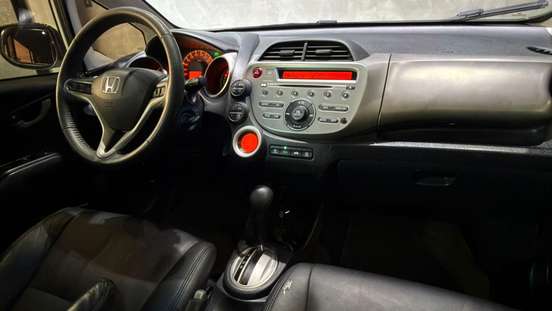HONDA-FIT-2013