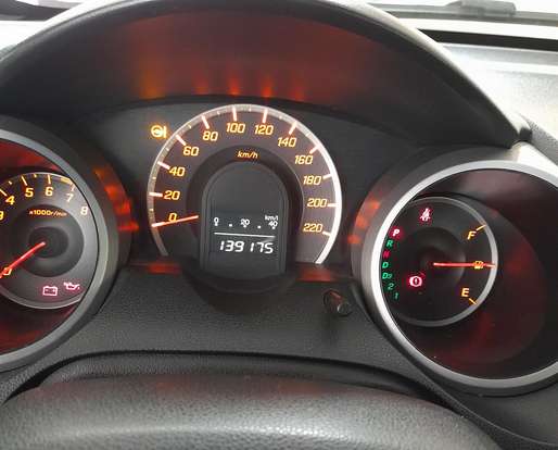HONDA-FIT-2009