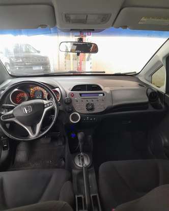 HONDA-FIT-2009