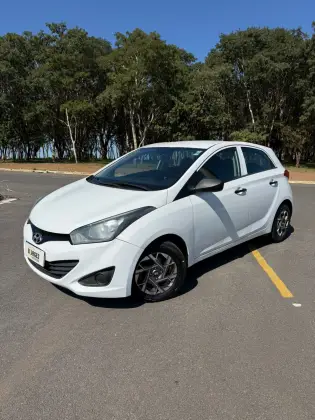 HYUNDAI HB20 1.0 COMFORT 12V FLEX 4P MANUAL