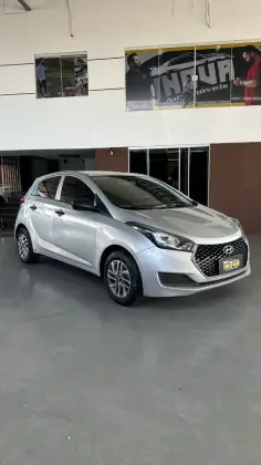 HYUNDAI HB20 1.0 UNIQUE 12V FLEX 4P MANUAL