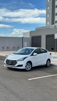 HYUNDAI HB20S 1.0 COMFORT PLUS 12V FLEX 4P MANUAL