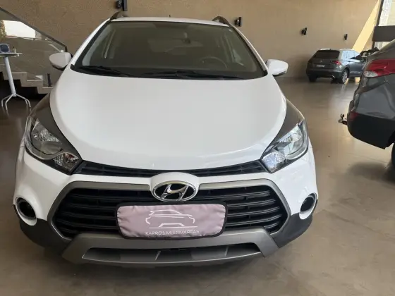 HYUNDAI HB20X 1.6 16V STYLE FLEX 4P AUTOMÁTICO HYUNDAI HB20X 1.6 16V STYLE FLEX 4P AUTOMÁTICO