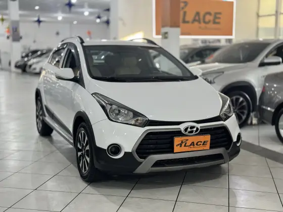 HYUNDAI HB20X 1.6 16V STYLE FLEX 4P AUTOMÁTICO HYUNDAI HB20X 1.6 16V STYLE FLEX 4P AUTOMÁTICO