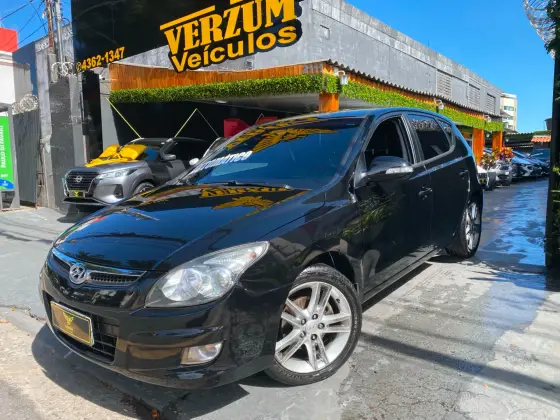 HYUNDAI I30 2.0 MPFI GLS 16V GASOLINA 4P AUTOMÁTICO HYUNDAI I30 2.0 MPFI GLS 16V GASOLINA 4P AUTOMÁTICO