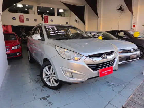 HYUNDAI IX35 2.0 MPFI GLS 4X4 16V GASOLINA 4P AUTOMÁTICO HYUNDAI IX35 2.0 MPFI GLS 4X4 16V GASOLINA 4P AUTOMÁTICO