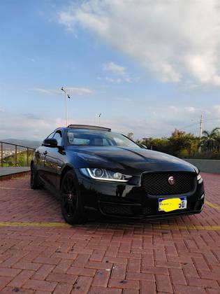 JAGUAR XE 2.0 16V SI4 TURBO GASOLINA PURE 4P AUTOMÁTICO
