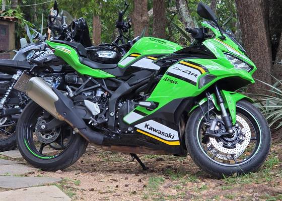 Comprar Moto Kawasaki Ninja-zx-4r a partir de 2021 Usada, Seminova