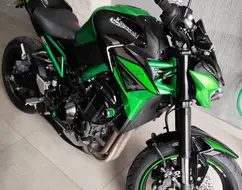 KAWASAKI Z900 KAWASAKI Z900