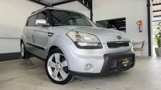 KIA SOUL 1.6 EX 16V FLEX 4P AUTOMÁTICO KIA SOUL 1.6 EX 16V FLEX 4P AUTOMÁTICO