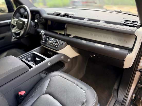 LAND ROVER-DEFENDER-3.0 D300 TURBO DIESEL MHEV 110 X-DYNAMIC SE AWD AUTOMÁTICO LAND ROVER-DEFENDER-2023
