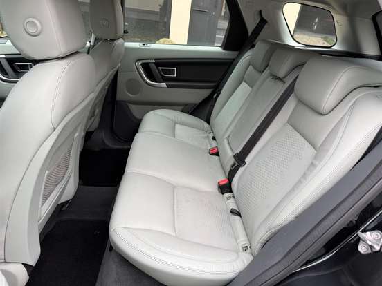 LAND ROVER-DISCOVERY SPORT-2015