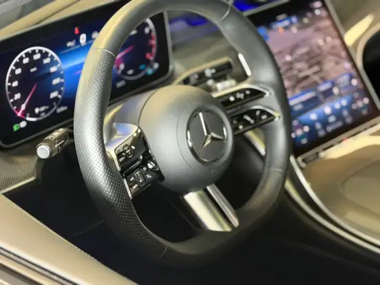 MERCEDES-BENZ-C 300-2.0 EQ BOOST HÍBRIDO AMG LINE 9G-TRONIC MERCEDES-BENZ-C 300-2023