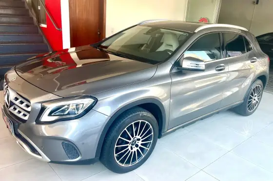 MERCEDES-BENZ GLA 200 1.6 CGI FLEX ADVANCE 7G-DCT MERCEDES-BENZ GLA 200 1.6 CGI FLEX ADVANCE 7G-DCT