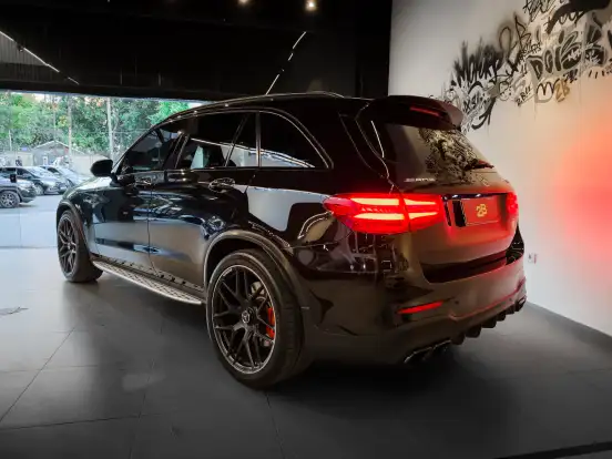MERCEDES-BENZ-GLC 63 AMG-2019