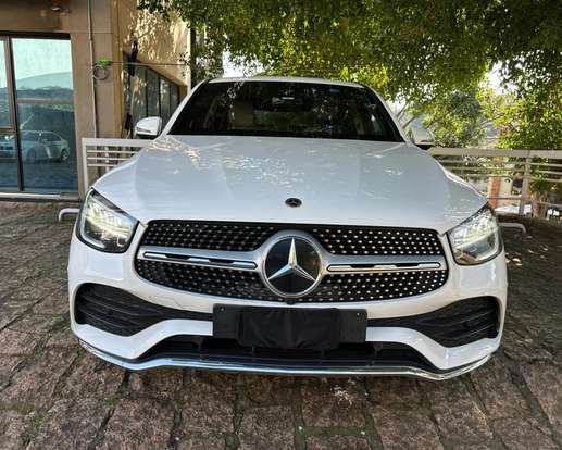 MERCEDES-BENZ-GLC 300-2020