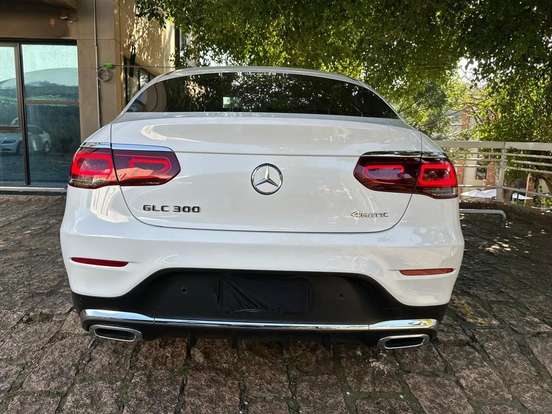 MERCEDES-BENZ-GLC 300-2.0 CGI GASOLINA COUPÉ 4MATIC 9G-TRONIC MERCEDES-BENZ-GLC 300-2020