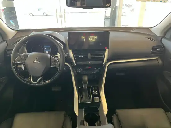 MITSUBISHI-ECLIPSE CROSS-2025