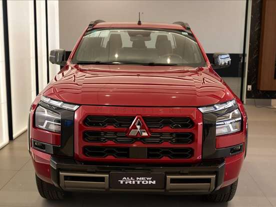 MITSUBISHI-TRITON-2.4 BITURBO DIESEL CD KATANA 4X4 AUTOMÁTICO MITSUBISHI-TRITON-2025