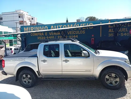 NISSAN FRONTIER 2.5 SE ATTACK 4X4 CD TURBO ELETRONIC DIESEL 4P MANUAL NISSAN FRONTIER 2.5 SE ATTACK 4X4 CD TURBO ELETRONIC DIESEL 4P MANUAL