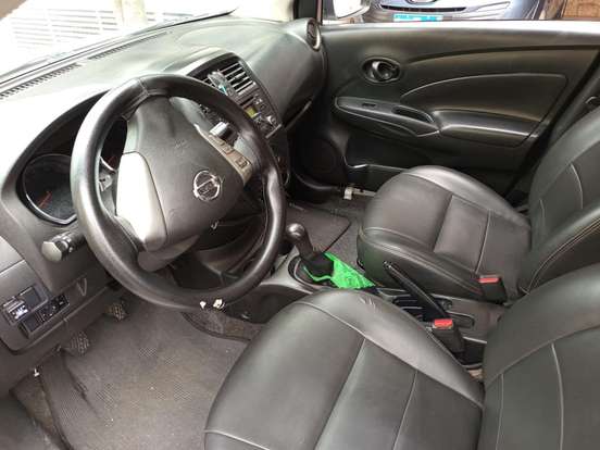 NISSAN-VERSA-2019