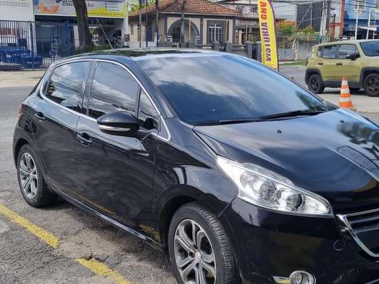 PEUGEOT-208-1.6 GRIFFE 16V FLEX 4P AUTOMÁTICO PEUGEOT-208-2013