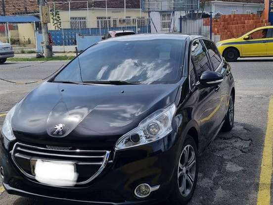 PEUGEOT-208-1.6 GRIFFE 16V FLEX 4P AUTOMÁTICO PEUGEOT-208-2013
