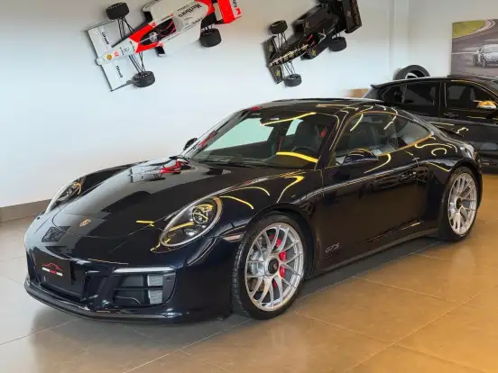 PORSCHE-911-2018