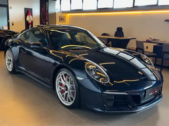 PORSCHE-911-2018