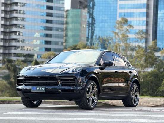 PORSCHE-CAYENNE-2022