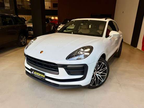 PORSCHE-MACAN-2022
