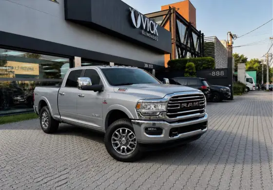 RAM 3500 6.7 I6 TURBO DIESEL LIMITED LONGHORN CD 4X4 AUTOMÁTICO RAM 3500 6.7 I6 TURBO DIESEL LIMITED LONGHORN CD 4X4 AUTOMÁTICO