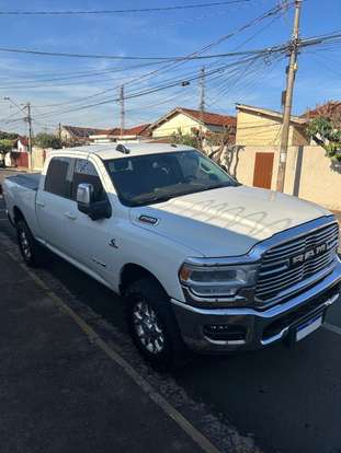 RAM-2500-6.7 I6 TURBO DIESEL LARAMIE CD 4X4 AUTOMÁTICO RAM-2500-2023