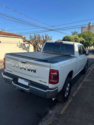 RAM-2500-6.7 I6 TURBO DIESEL LARAMIE CD 4X4 AUTOMÁTICO RAM-2500-2023