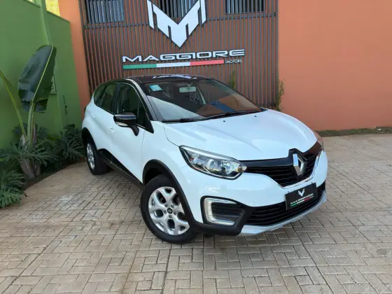 RENAULT CAPTUR 1.6 16V SCE FLEX ZEN MANUAL RENAULT CAPTUR 1.6 16V SCE FLEX ZEN MANUAL