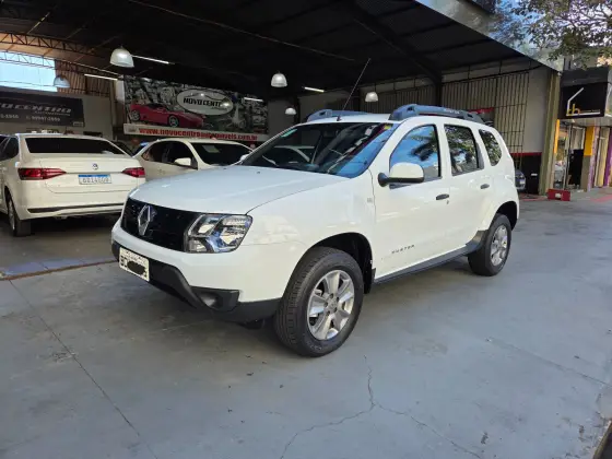 RENAULT DUSTER 1.6 16V SCE FLEX AUTHENTIQUE X-TRONIC RENAULT DUSTER 1.6 16V SCE FLEX AUTHENTIQUE X-TRONIC