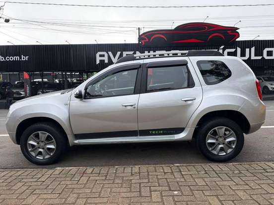 RENAULT-DUSTER-2013